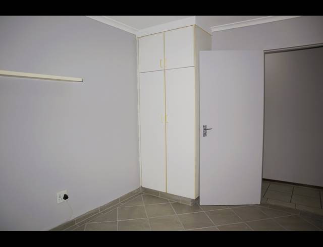 3 BEDROOM SIMPLEX FOR SALE IN MALVERN